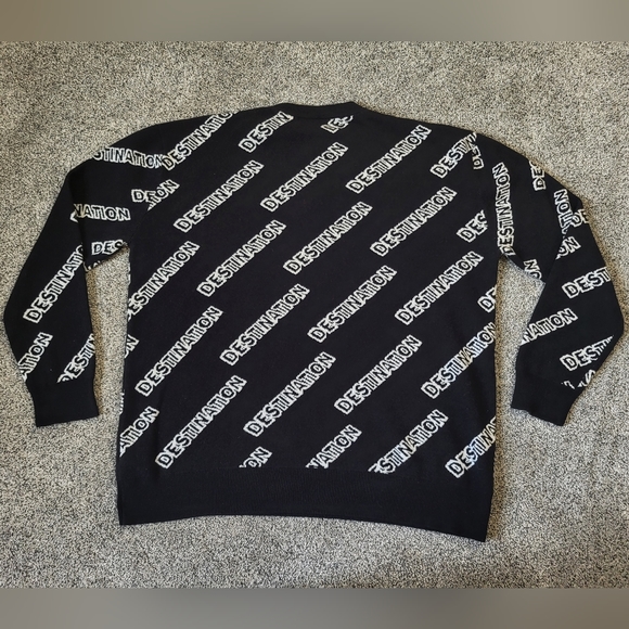 Urban Revivo Destination Sweater Size USA 40 - Picture 3 of 9